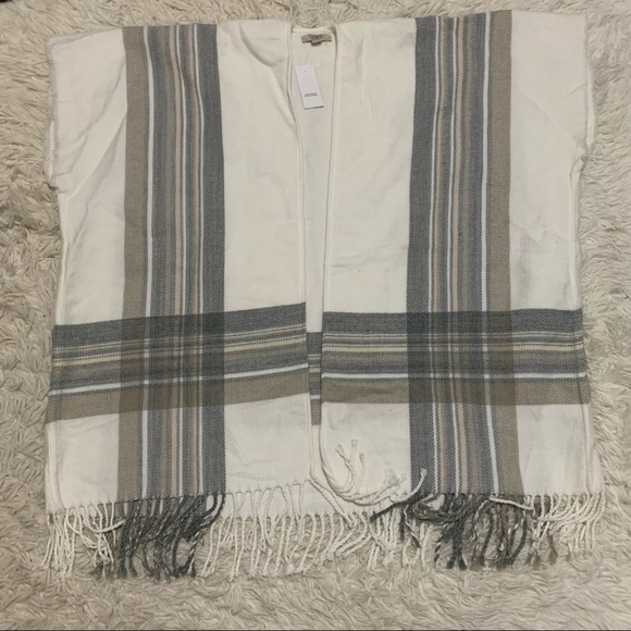 LOFT | Modern Plaid Fringe Poncho - Picture 2 of 6